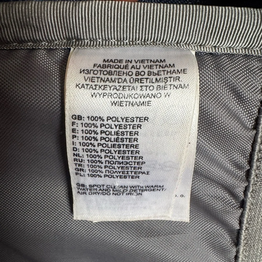 The North Face Vault Backpack Blue Laptop School Bag Travel Daypack